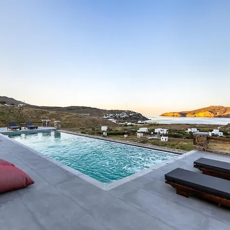 Evita Panormos Private Pool&jacouzzi * Panormos (Mykonos)